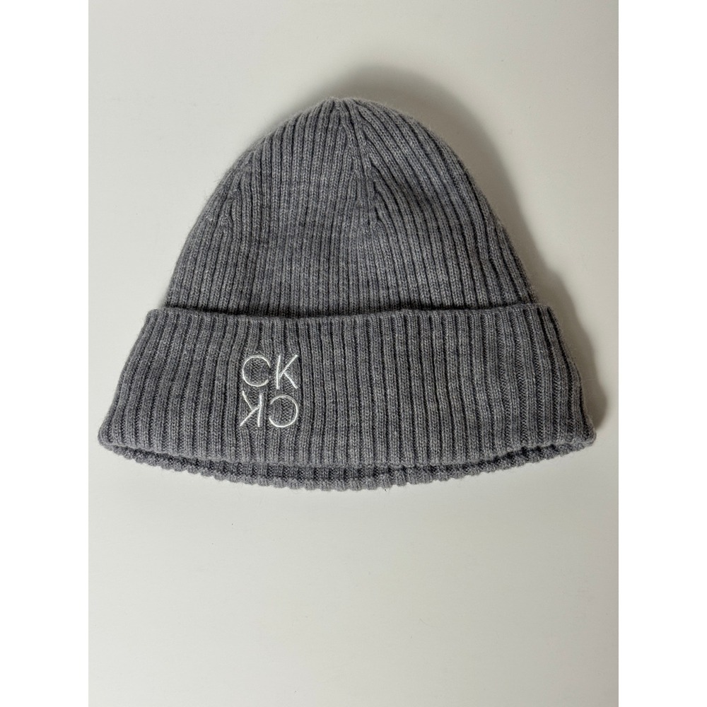 Calvin Klein Gray Ribbed Knit Fleece Lined Beanie Hat Embroidered CK Logo
